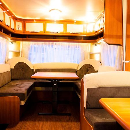 Go Outdoors Caravan Park 努沃勒埃利耶 外观 照片