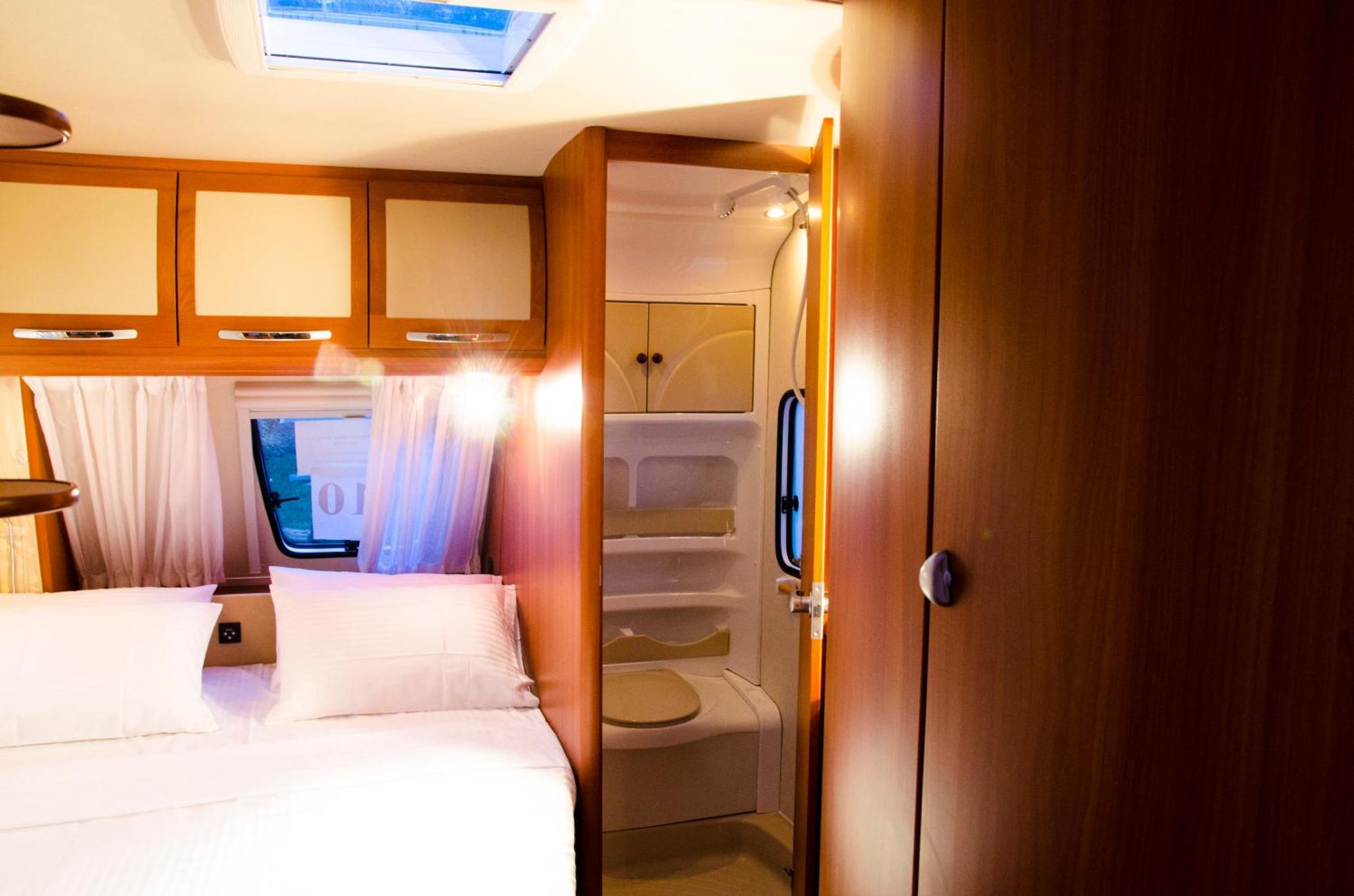Go Outdoors Caravan Park 努沃勒埃利耶 外观 照片